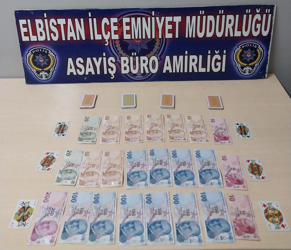 Elbistan’da kumar operasyonu