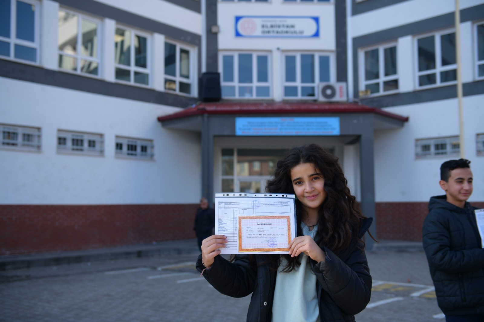 Karne hediyeleri Elbistan Belediyesi’nden