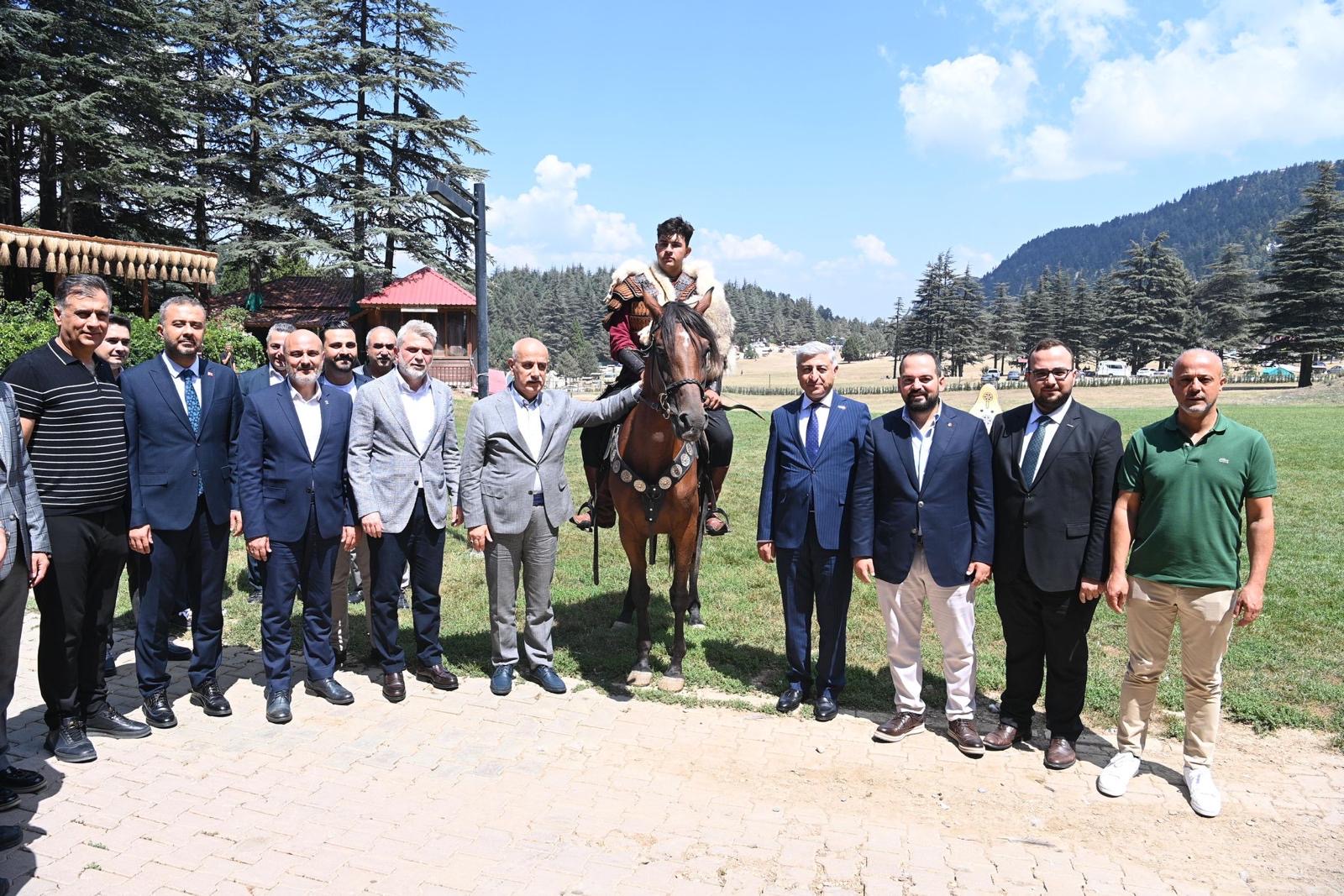 BAŞKAN ÖZCAN “ZAMAN, BİZ DEDİĞİMİZ, BİRLİK OLMA ZAMANIDIR”