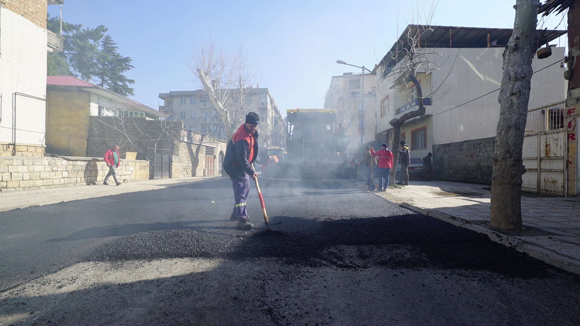 Büyükşehir, Yol İyileştirmelerini Aralıksız Sürdürüyor