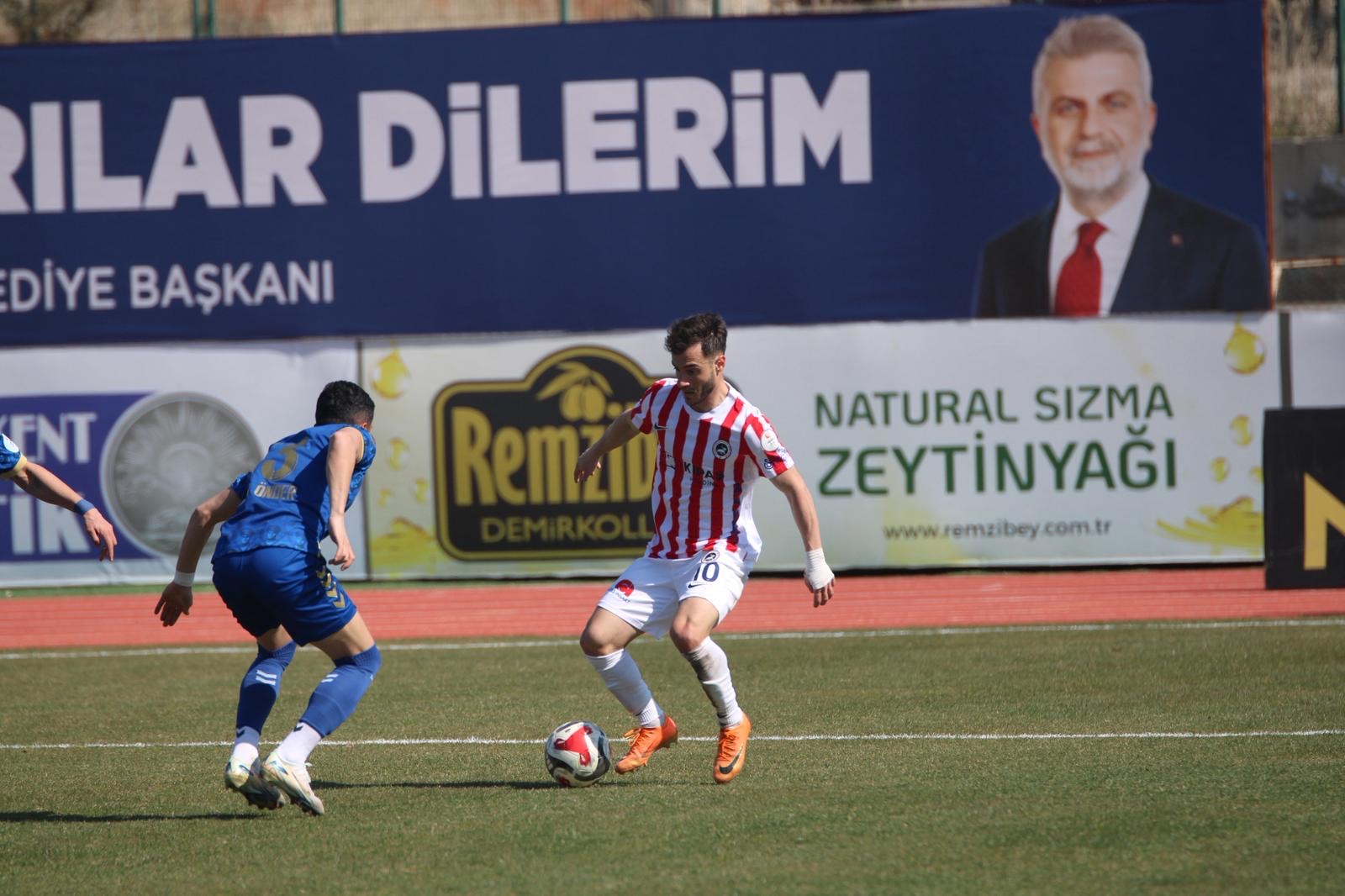 Akedaş İstiklalspor Evinde Farklı Kazandı: 3-0