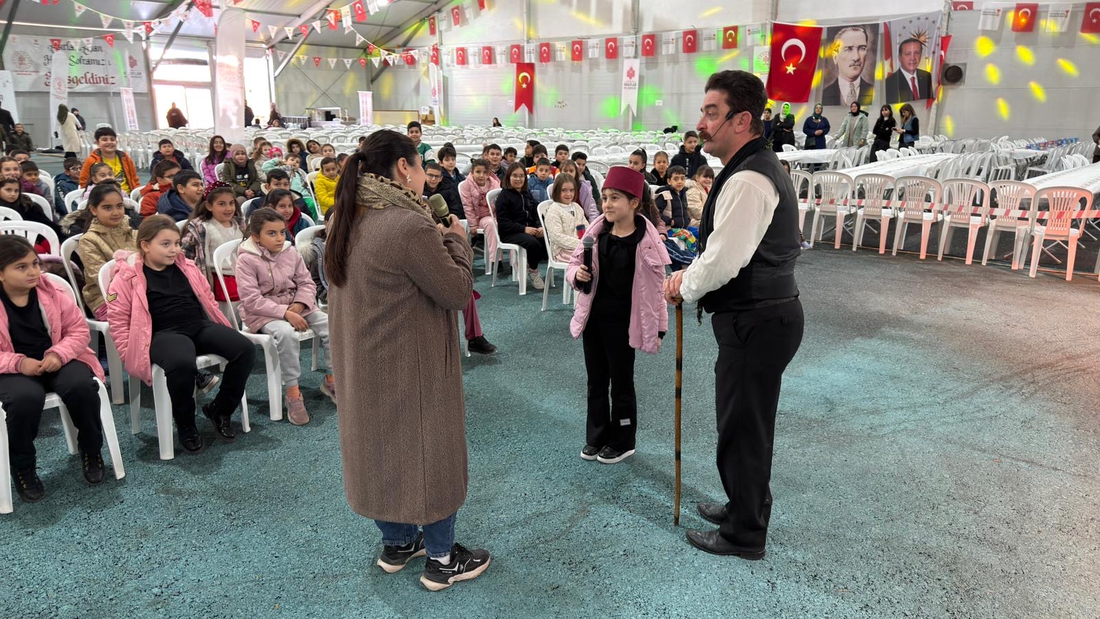 Ramazan’ın En Tatlı Sofrası Kuruldu, Çocuklar Tekne Orucuyla İftarını Açtı