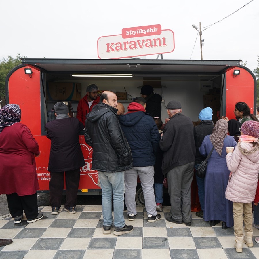 Büyükşehir, Bayramda MezarlıkZiyaretlerini Ulaşım Desteğiyle Kolaylaştırdı