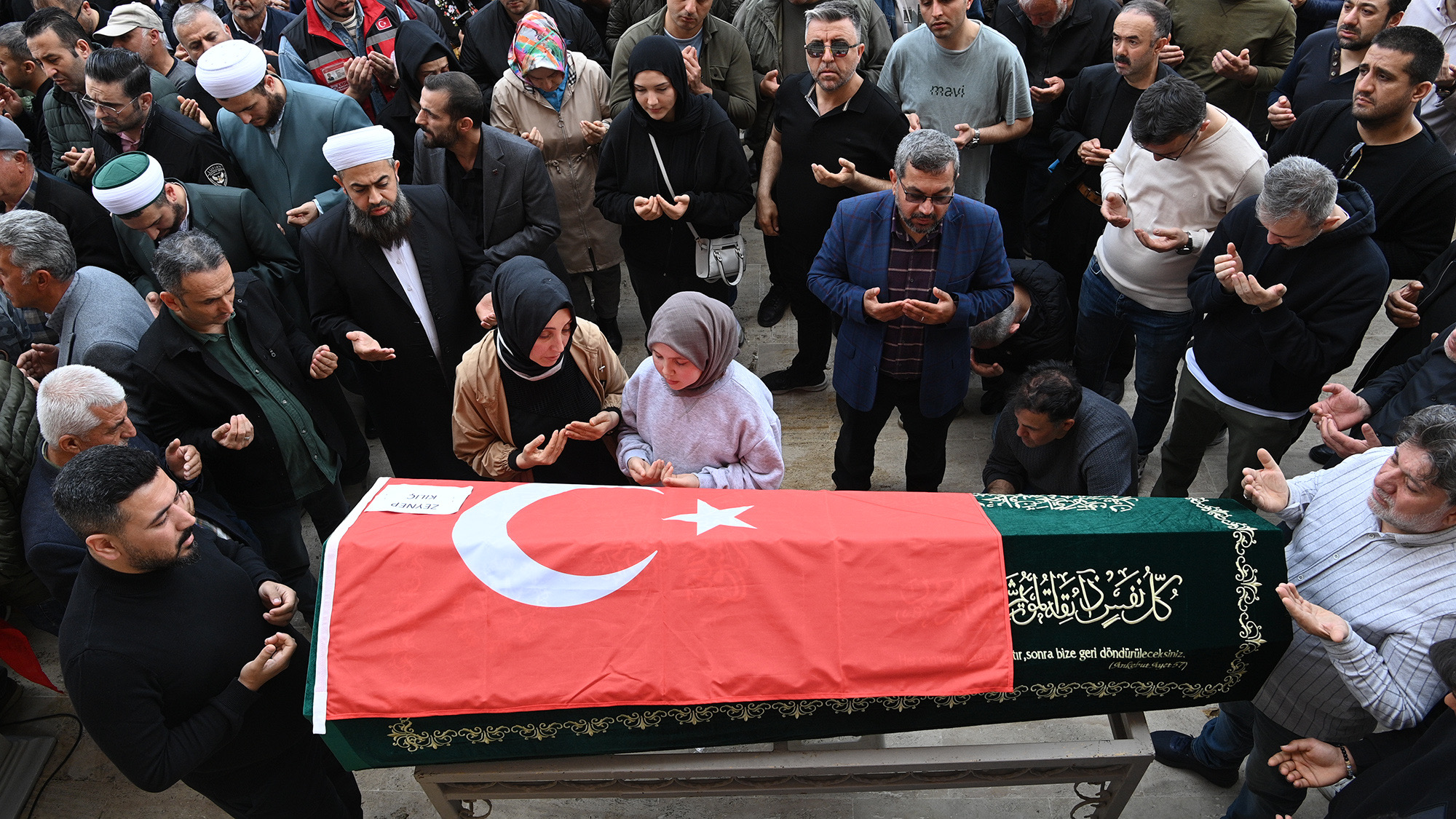 Kahramanmaraş Tek Yürek Oldu; Acı Kayıplar Dualarla Uğurlandı