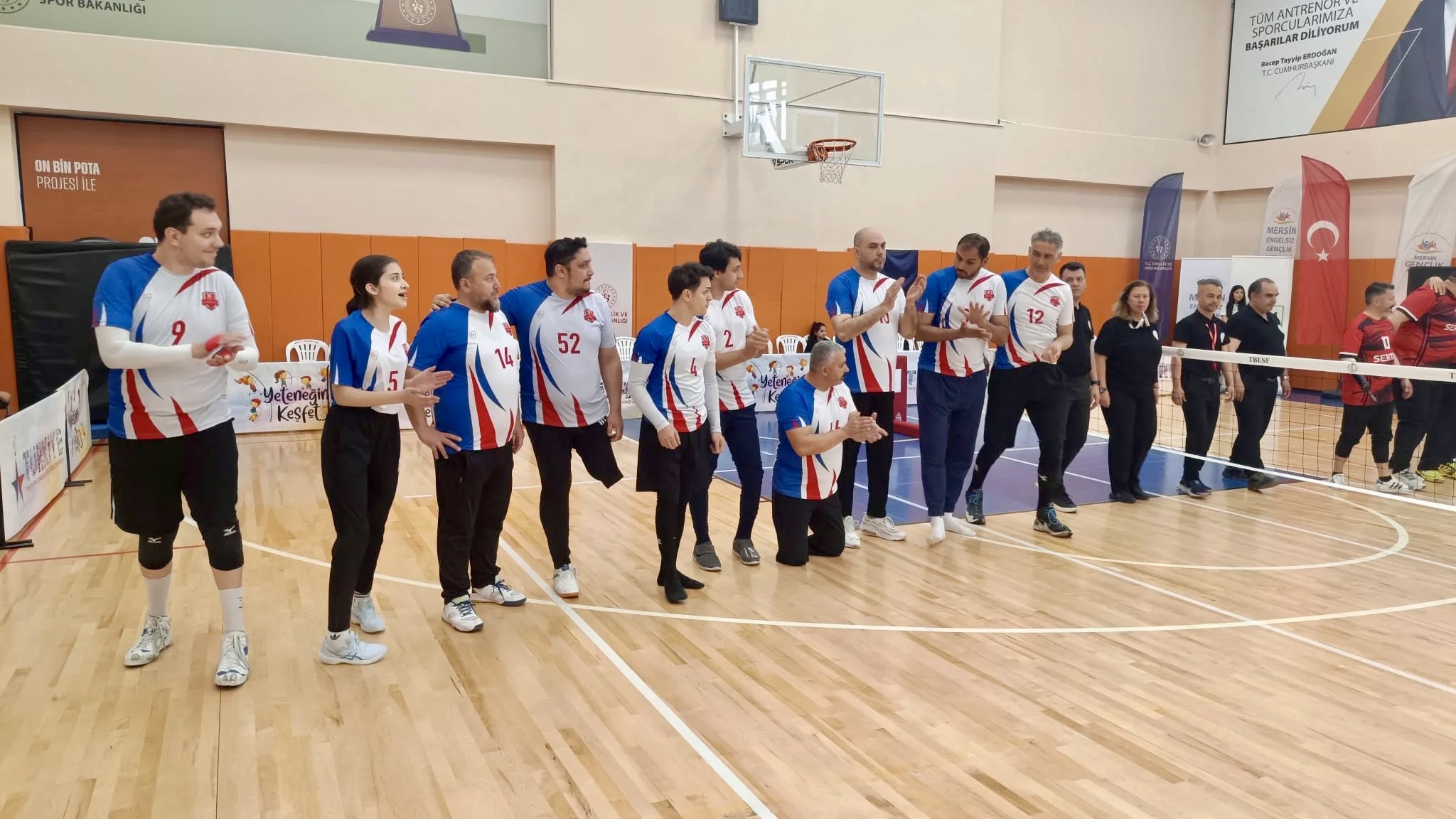 Büyükşehir’in Oturarak Voleybol Takımı, Adım Adım Şampiyonluğa İlerliyor