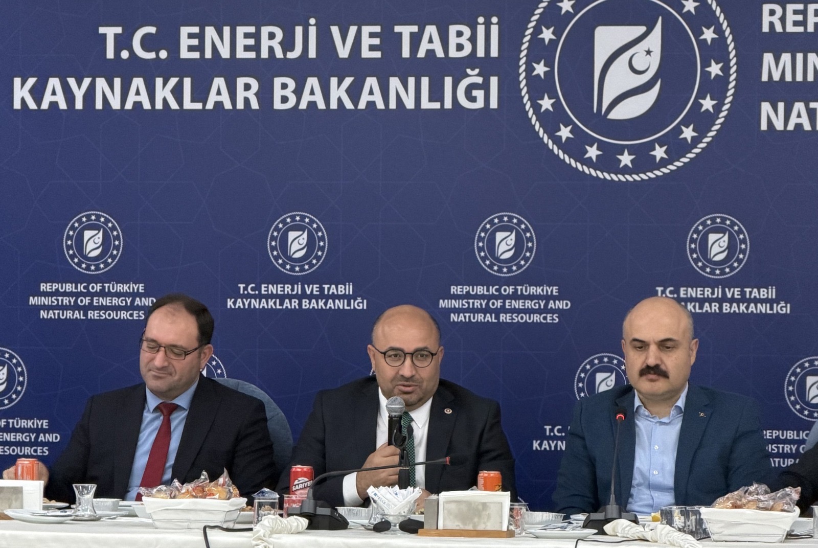 Afşinbey Eğitim Vakfı’ndan Ankara’daki Öğrencilere Kariyer ve Burs Desteği