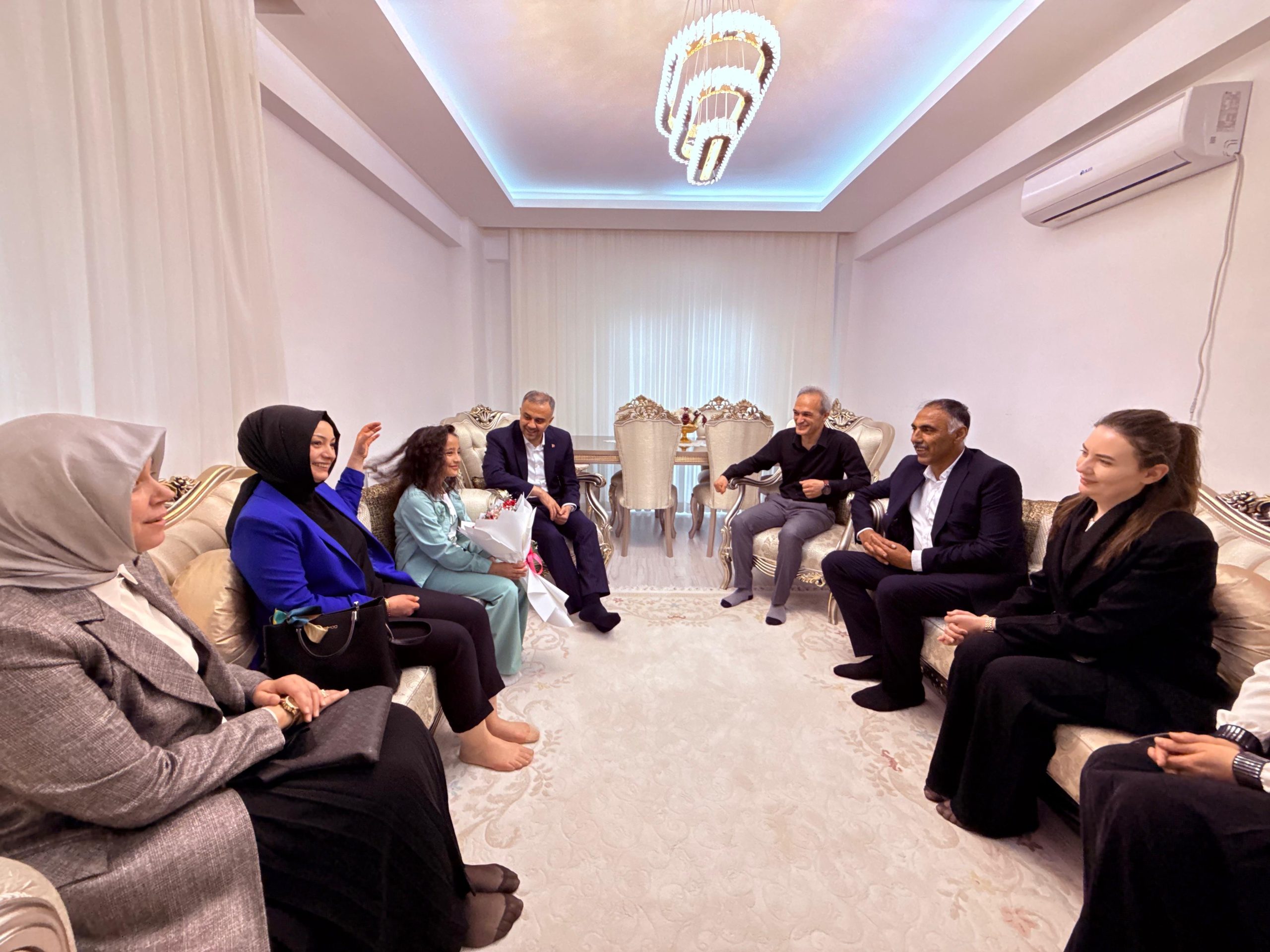 Başkan Toptaş; Ailelerimizin acısını paylaşıyor, evlatlarımızın yanında olmayı sürdürüyoruz